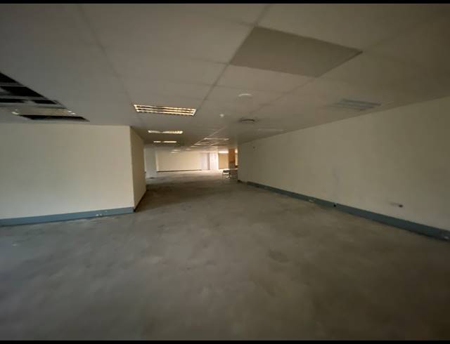 1,344M² OFFICE TO LET IN CLAREMONT